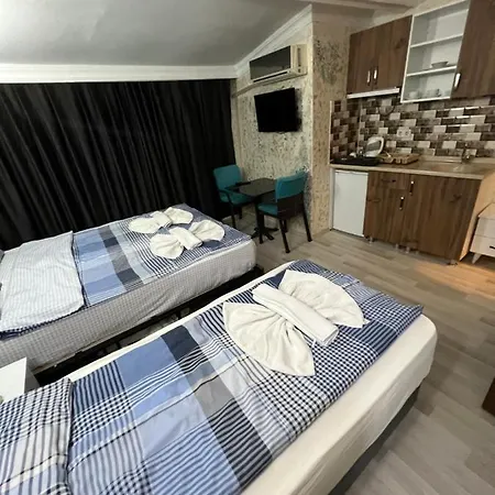 Sophia Suites Metin